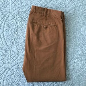 J. Crew Men’s The Driggs Chino Pant in Camel